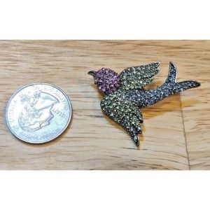 Vintage Brooch Sparrow Bird Jewels Rhinestones In Flight Silver Tone 1.5”